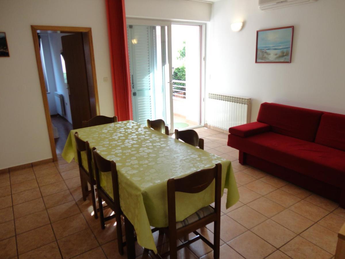 Nora Apartment