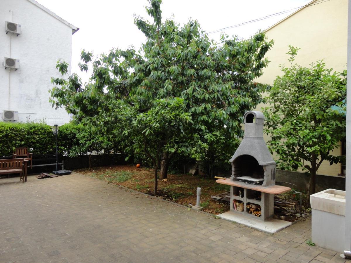 Nora Apartment
